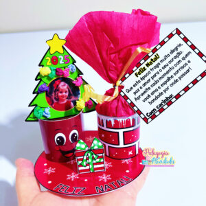 Atividade Interativa: Árvore de Natal 3D no Rolo de Papel